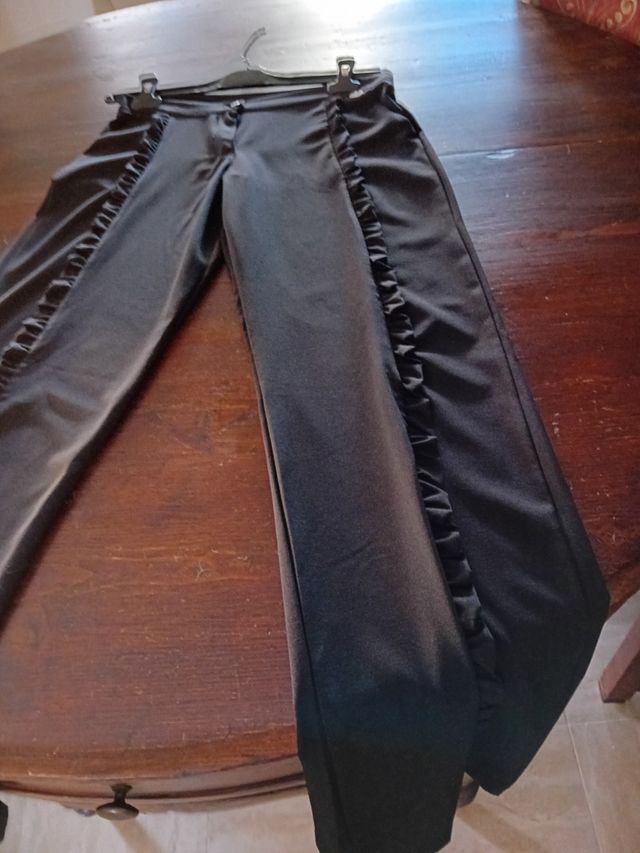 Pantaloni Biblos neri a ruches