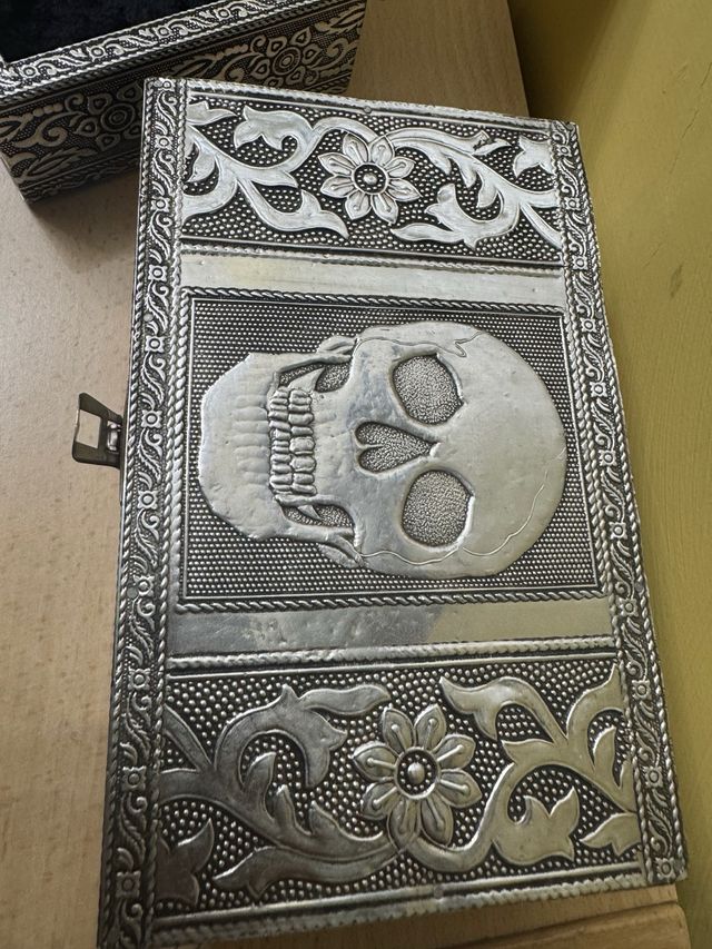 2 Scatolette portaoggetti teschio