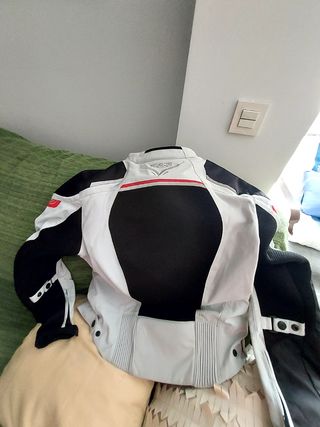 Chaqueta moto RST - Blanca y Negra