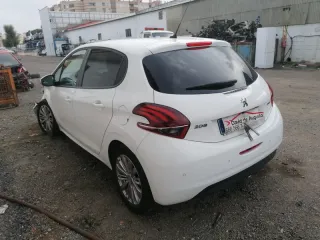 Despiece completo PEUGEOT 208