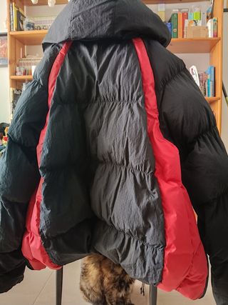 Chaqueta de hombre Jordan roja y negra - Talla S.