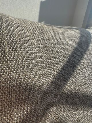 Cojín gris oscuro 45x45 con relleno 