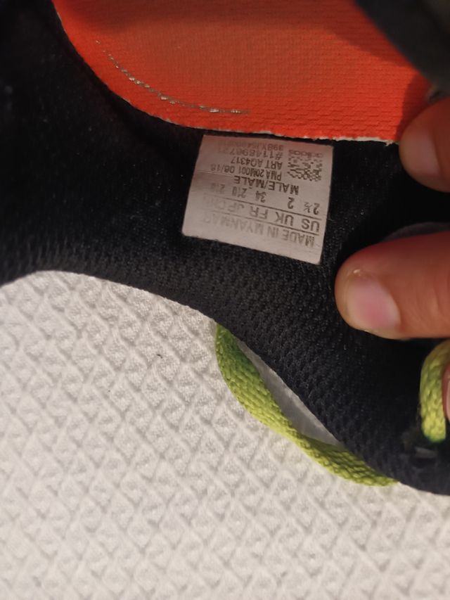 Botas fútbol adidas niño talla 34