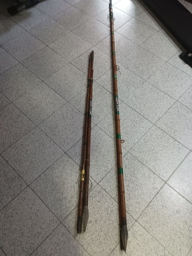 2 Canne da pesca in bambù antiche