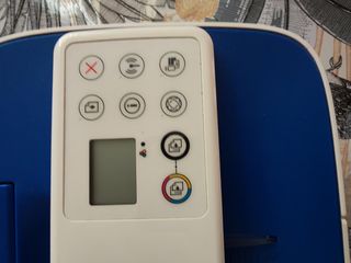 Impresora HP DeskJet 3750 - NUEVA Con un uso