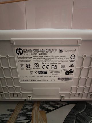 Impresora HP DeskJet 3750 - NUEVA Con un uso