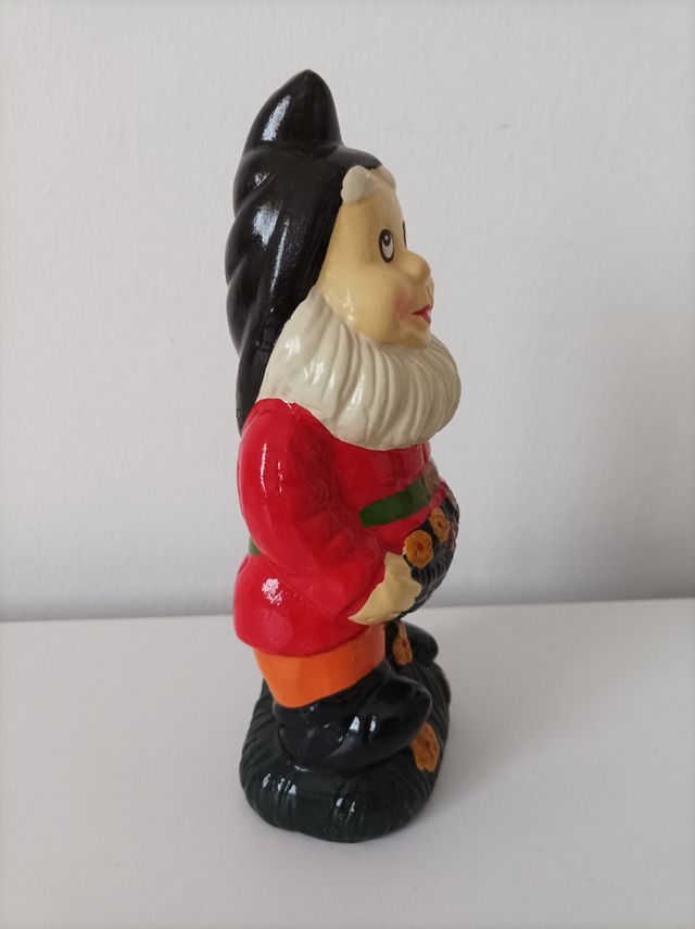 Nano da giardino vintage