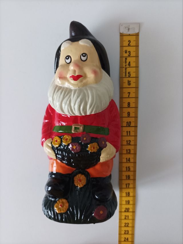 Nano da giardino vintage