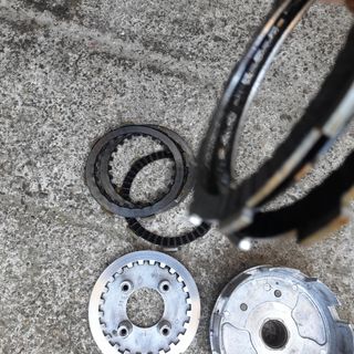 Embrague Honda CRM 75 usado