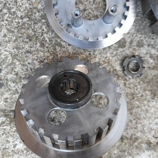 Embrague Honda CRM 75 usado
