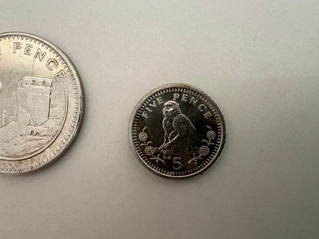 Monedas Gibraltar: 10 peniques y 5 peniques