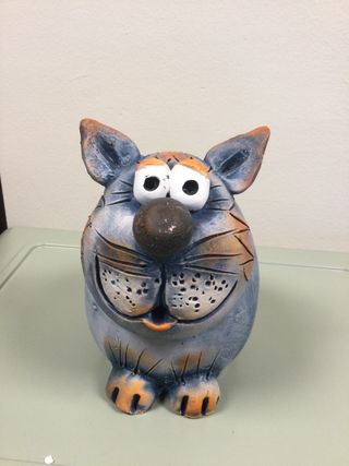 Salvadanaio in ceramica per gatti