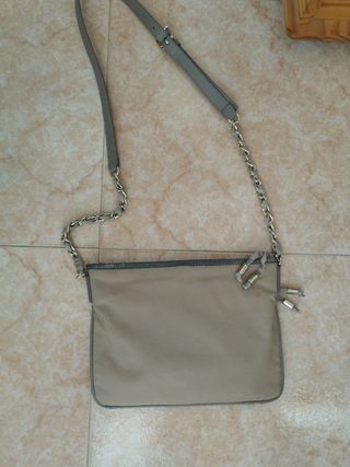 Bolso original de Tous bandolera beige