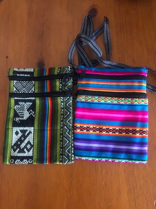 Bolso con cremalleras artesanía Perú