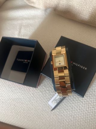 Reloj Tommy Hilfiger dorado mujer