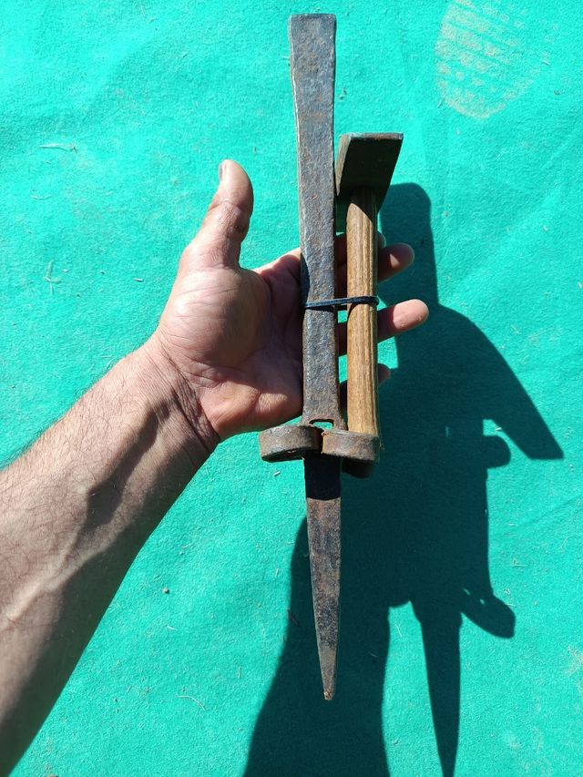 Velha Bigorna e Martelo para a Fice