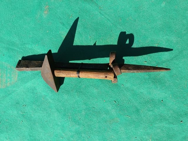 Velha Bigorna e Martelo para a Fice