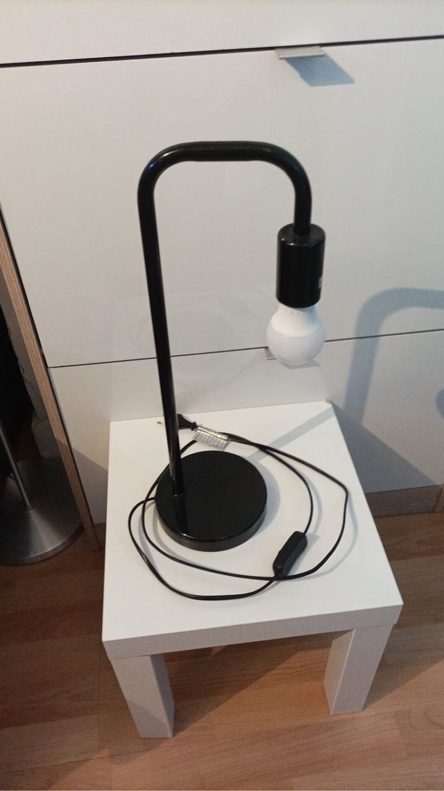 02 Lámparas Escritorio Metal Negra