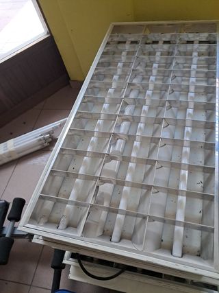 Luminaria fluorescente 18 tubos