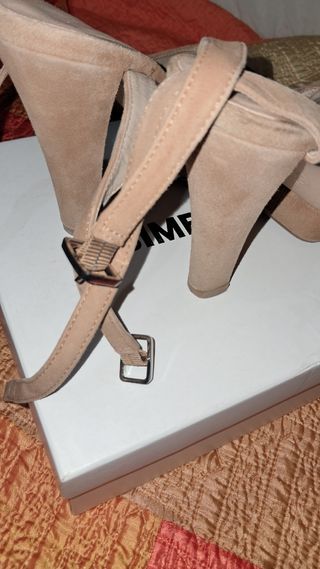 Sandalias BIMBA Y LOLA beige