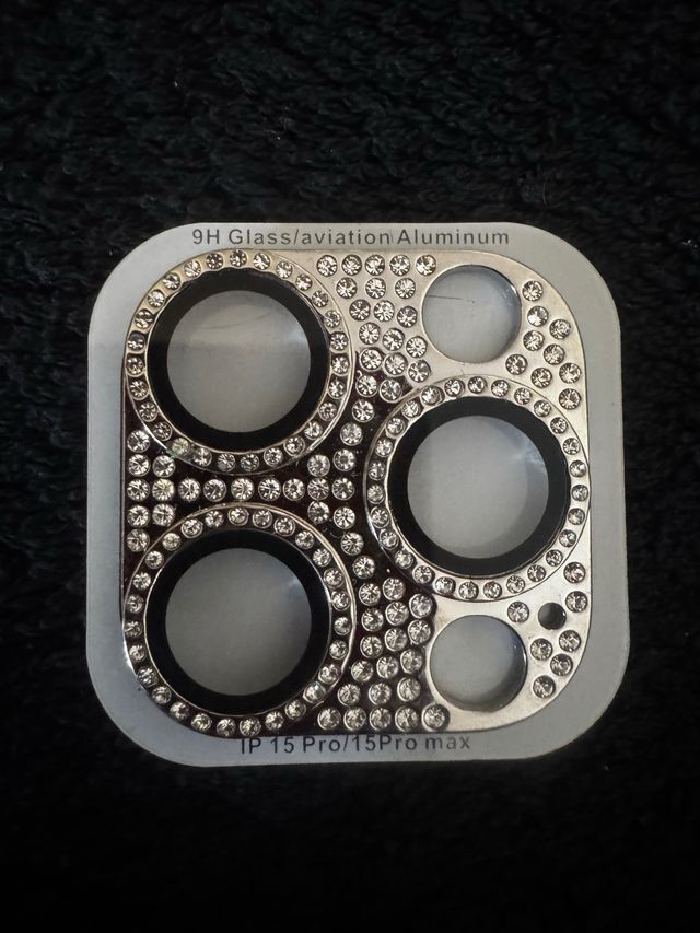 proteggi fotocamere iPhone 15 Pro/Max con zirconi