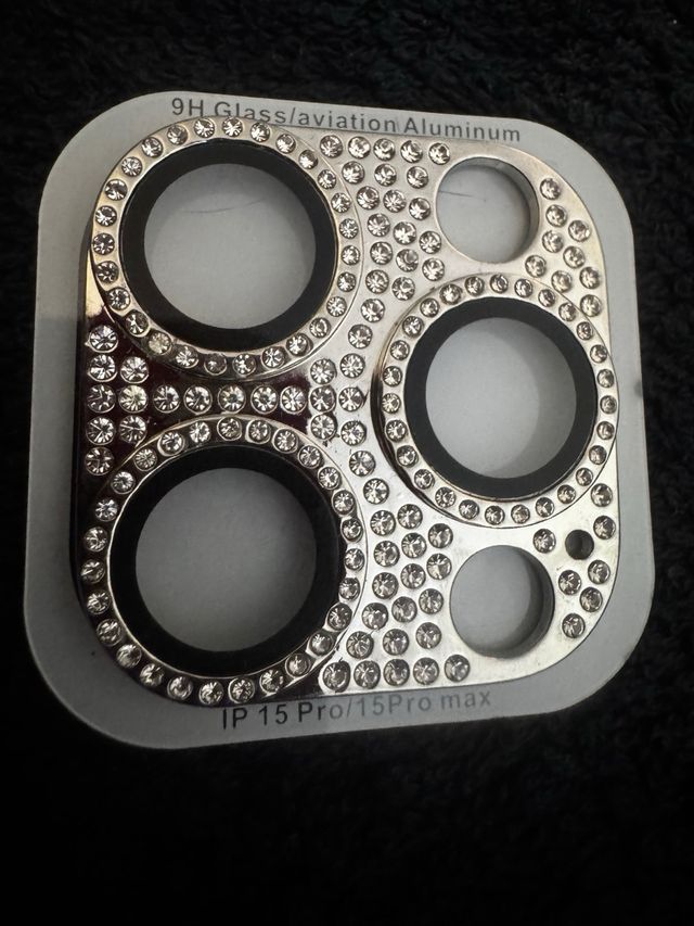 proteggi fotocamere iPhone 15 Pro/Max con zirconi