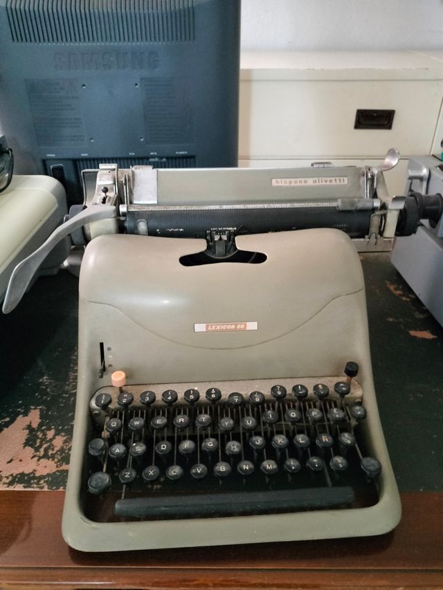 Máquina escribir Olivetti Lexicon 80