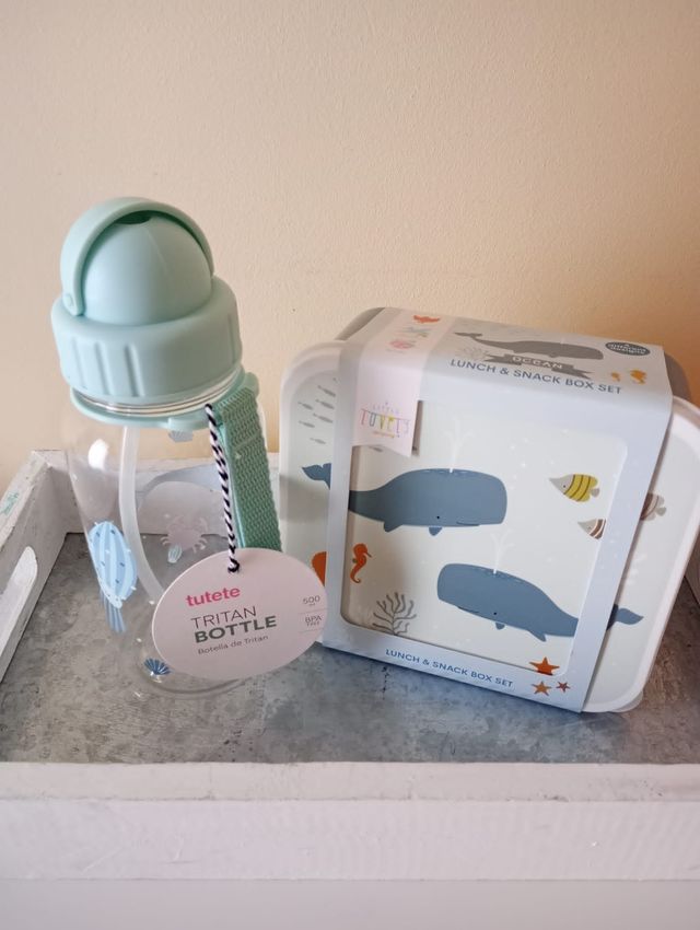 Tutete: Botella + 4 tuppers infantiles