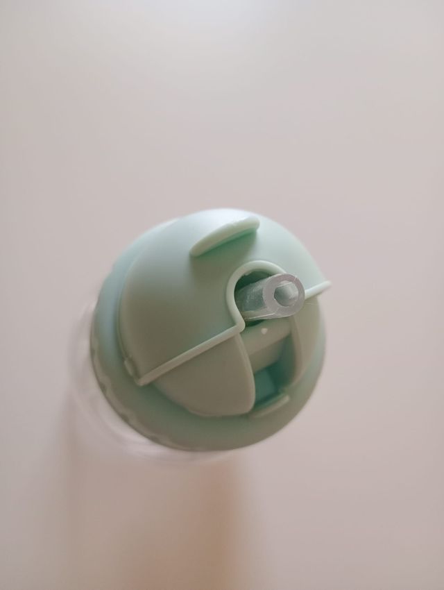 Tutete: Botella + 4 tuppers infantiles