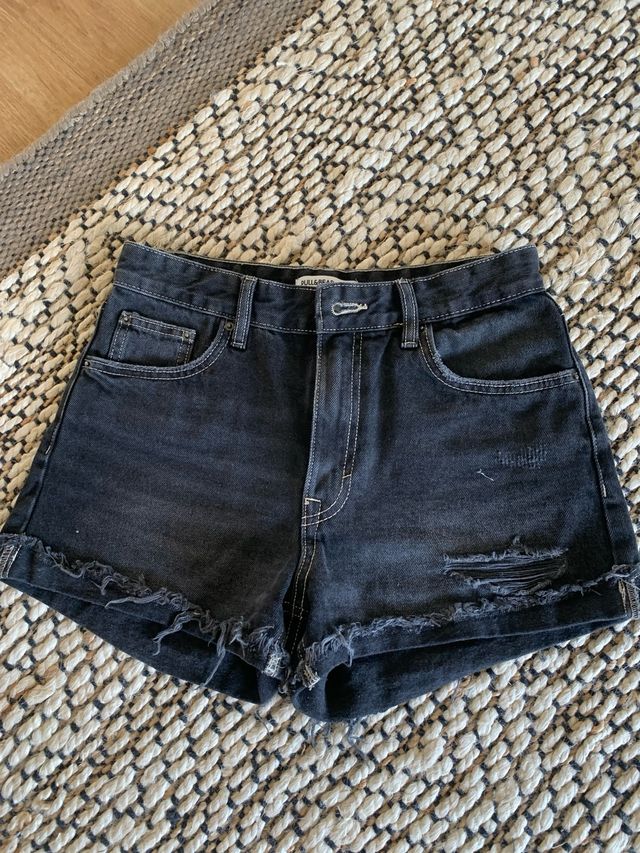 Shorts negros PULL&BEAR -talla 36