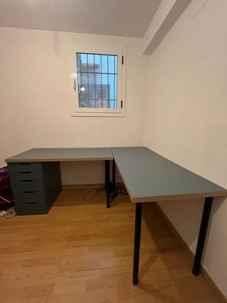 Escritorio esquinero IKEA LAGKAPTEN/ALEX