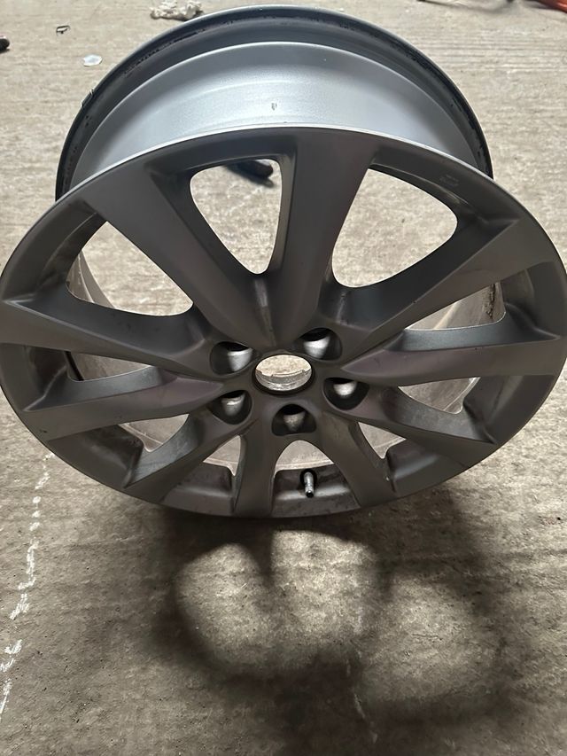 llantas mazda 17”