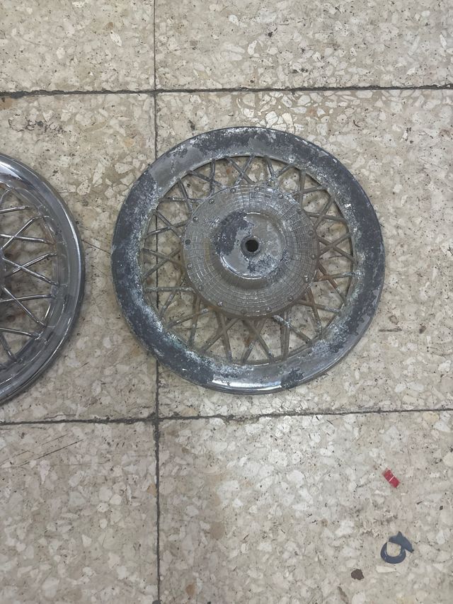 Tapacubos Vespa 10" - 2uds