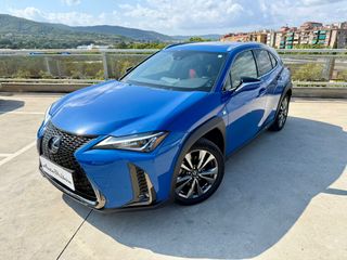 Lexus UX 2021