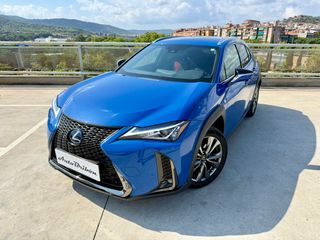Lexus UX 2021