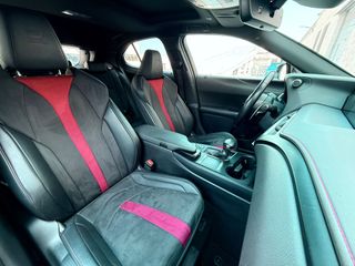 Lexus UX 2021