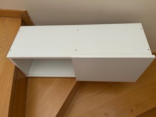 Mueble blanco de madera