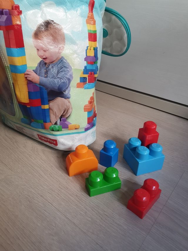 Juego construcción Fisher Price REBAJADO DE 7 A 5.