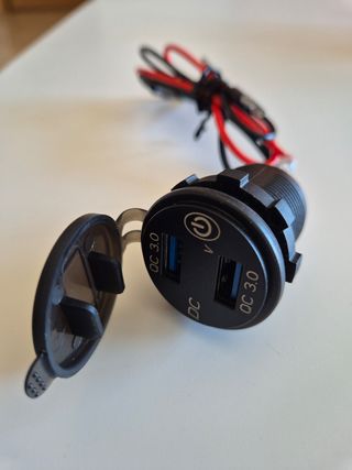 Cargador coche USB QC3.0