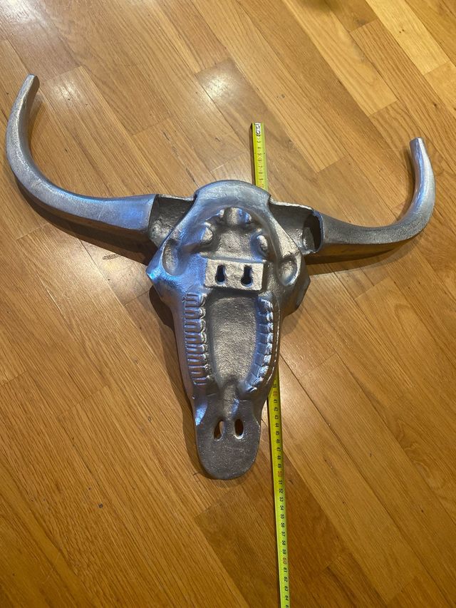 Cráneo Bisonte Aluminio Decoración