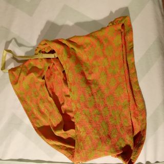 Top Zara verde-naranja