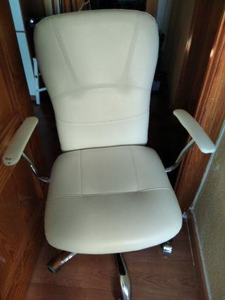 Silla escritorio blanca polipiel