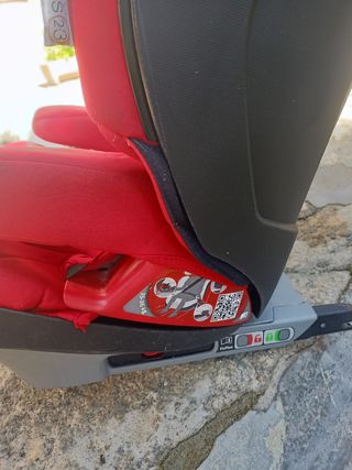Silla coche Chico roja de 15 a 36 kilos con Isofix