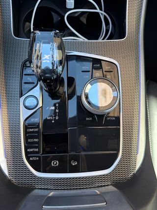 🚗 BMW X5 M50i xDrive 530CV – FULL EQUIPO