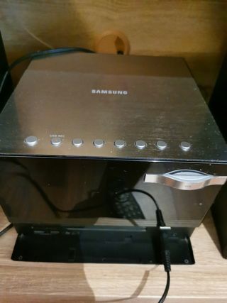 Minicadena Samsung - 2 altavoces