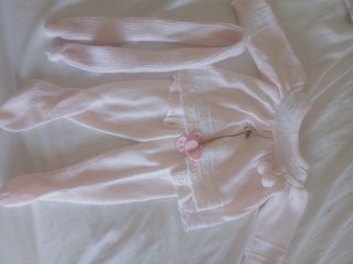 Bebé reborn cn portábebes manta ropa y Nancy