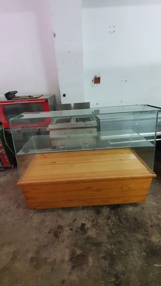 Vitrina expositora madera cristal