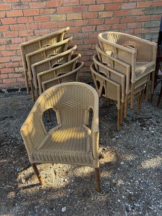 Sillas mimbre beige - 10 unidades