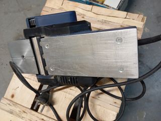 Cepillo eléctrico Rhino 600w - 82x2 mm