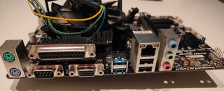 Placa base Gigabyte GA-H81M-DS2 + CPU